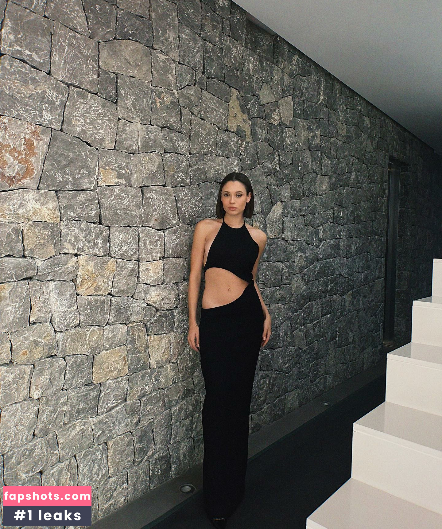 Daniela Melchior gallery photo #182