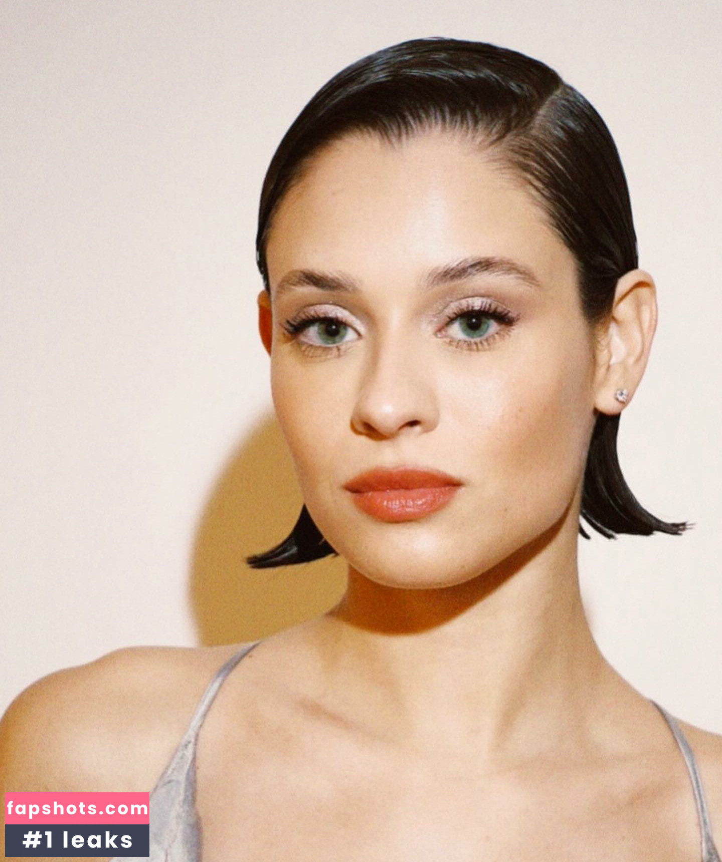 Daniela Melchior gallery photo #186