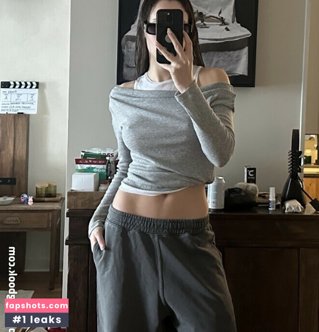 Daniela Melchior gallery photo #3