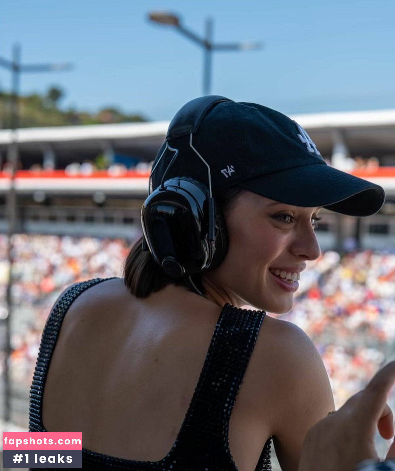 Daniela Melchior gallery photo #223