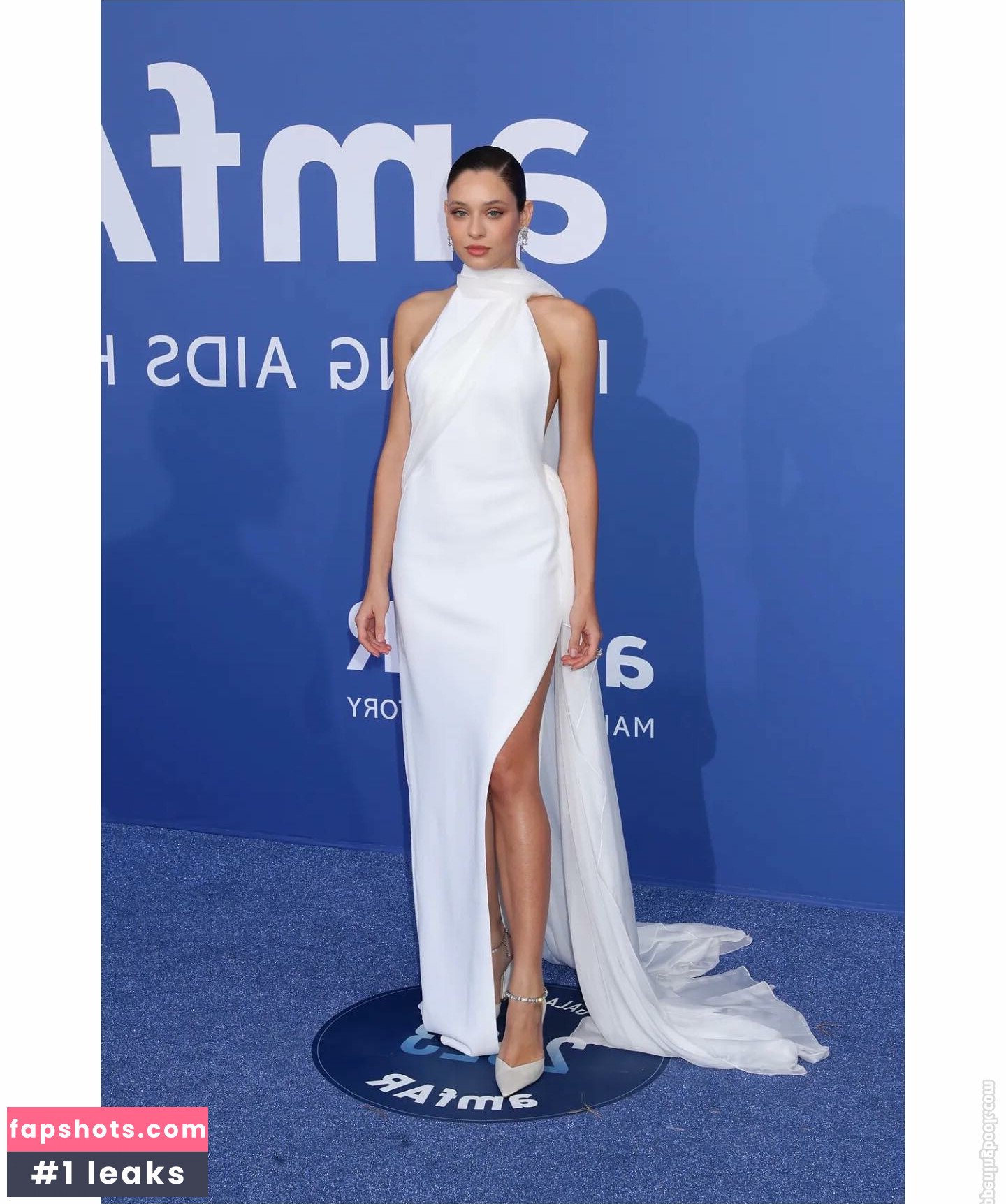 Daniela Melchior gallery photo #226