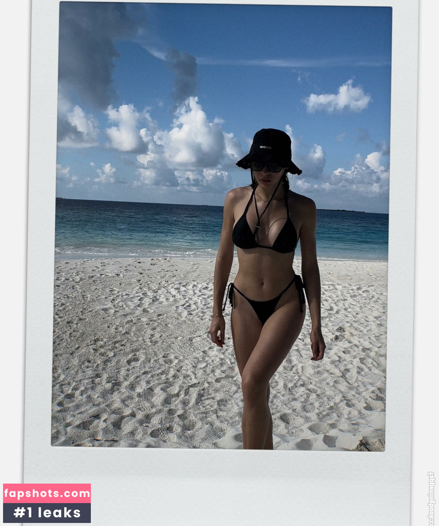 Daniela Melchior gallery photo #262