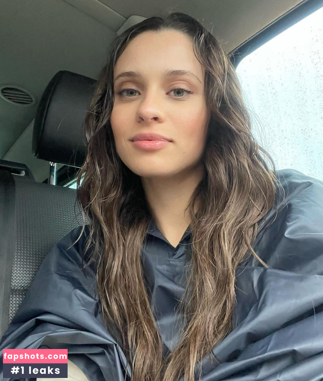 Daniela Melchior gallery photo #289