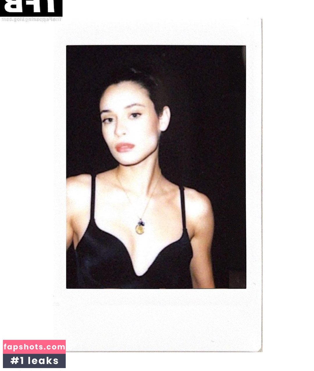 Daniela Melchior gallery photo #296