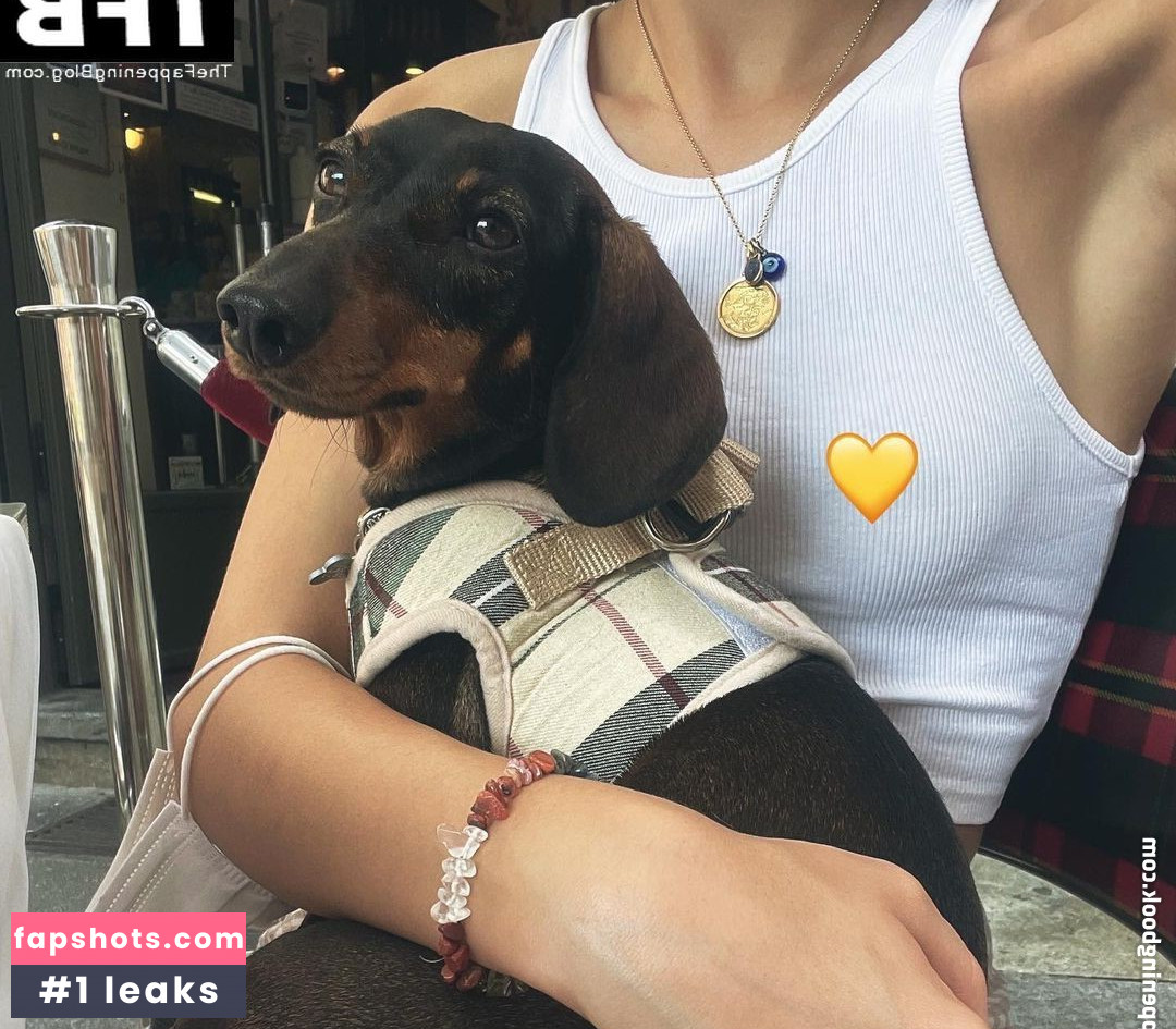 Daniela Melchior gallery photo #298