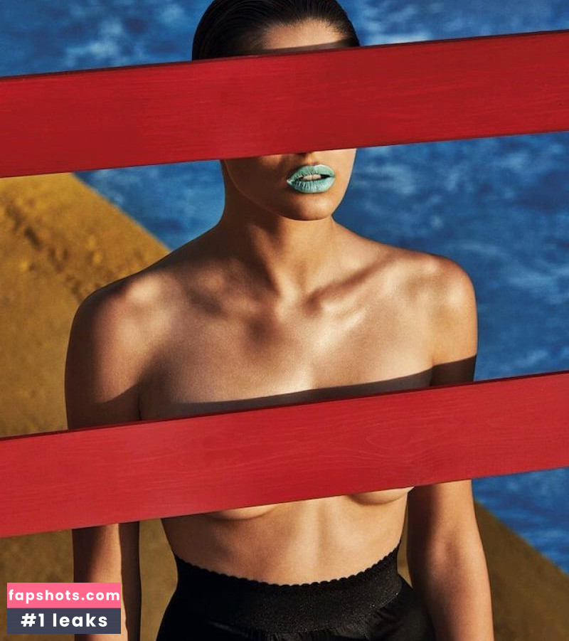 Daniela Melchior gallery photo #311