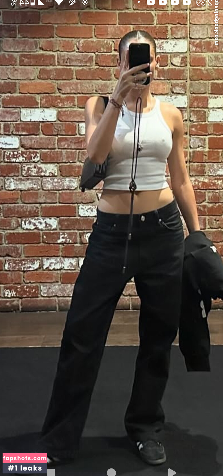 Daniela Melchior gallery photo #50