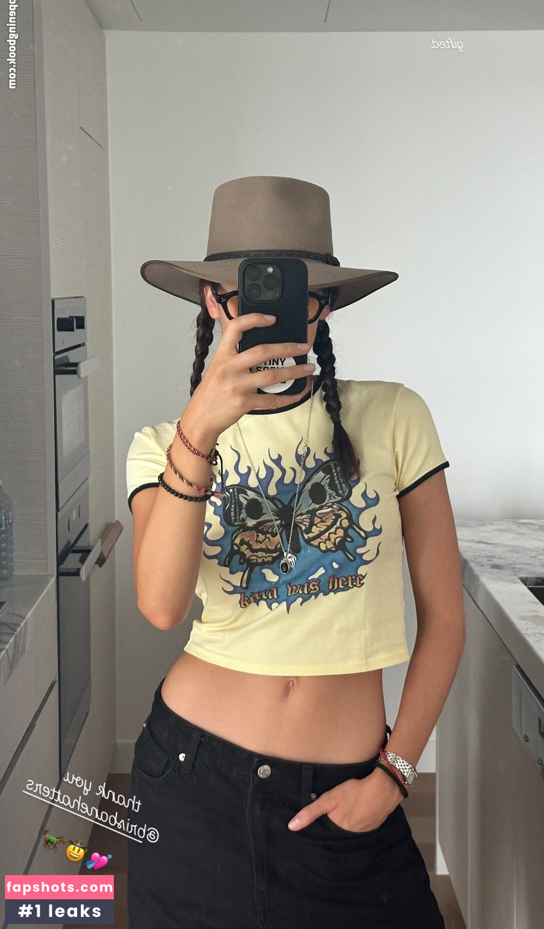 Daniela Melchior gallery photo #57