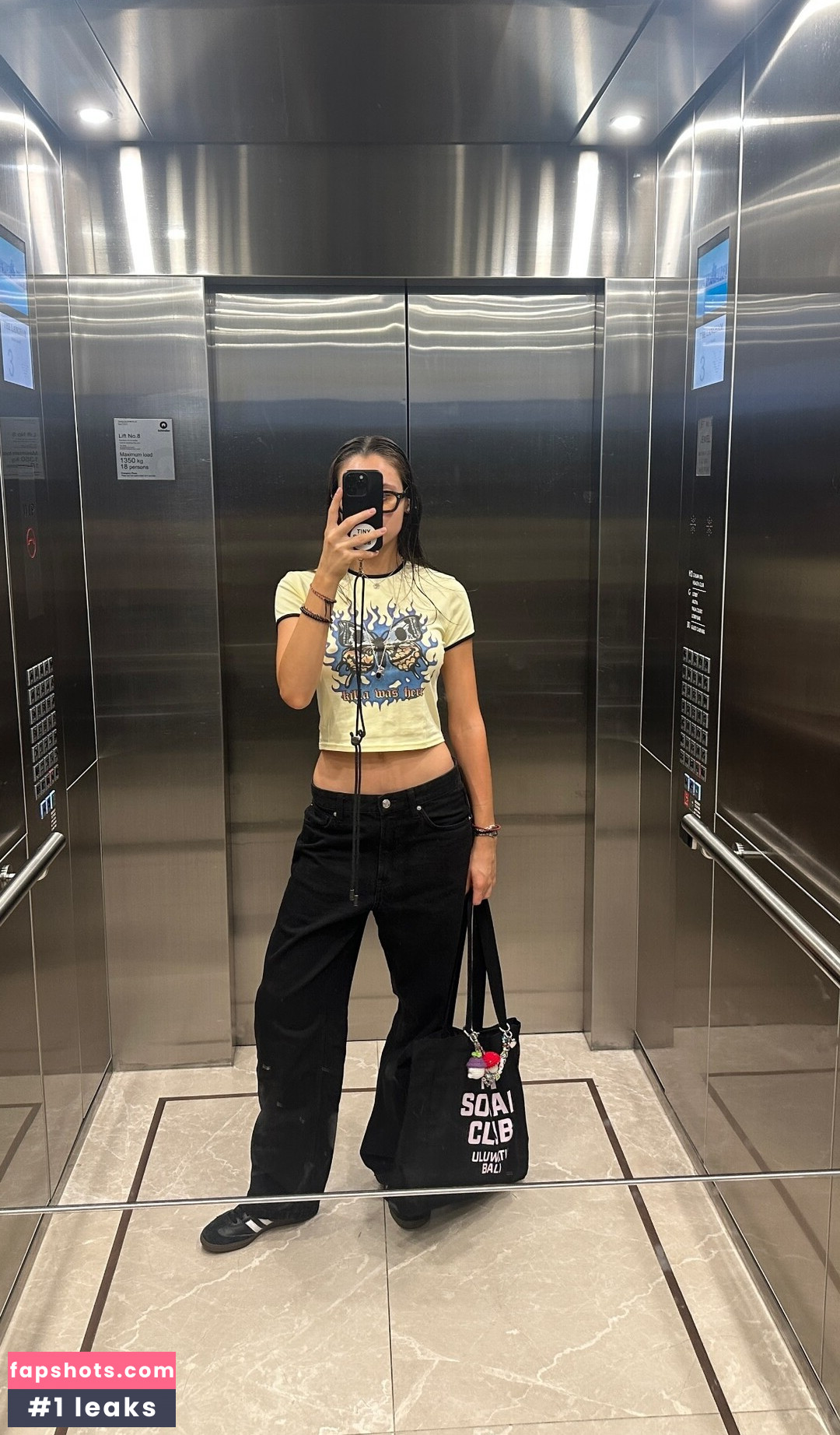 Daniela Melchior gallery photo #58