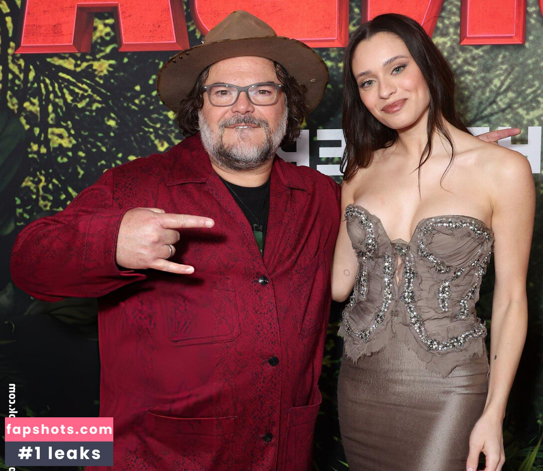 Daniela Melchior gallery photo #7