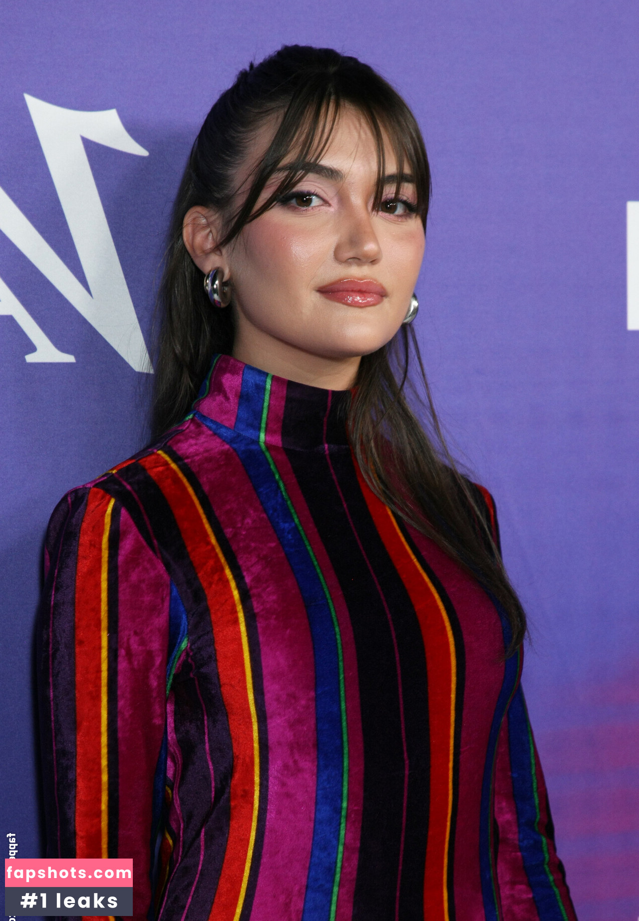 Daniela Nieves gallery photo #19