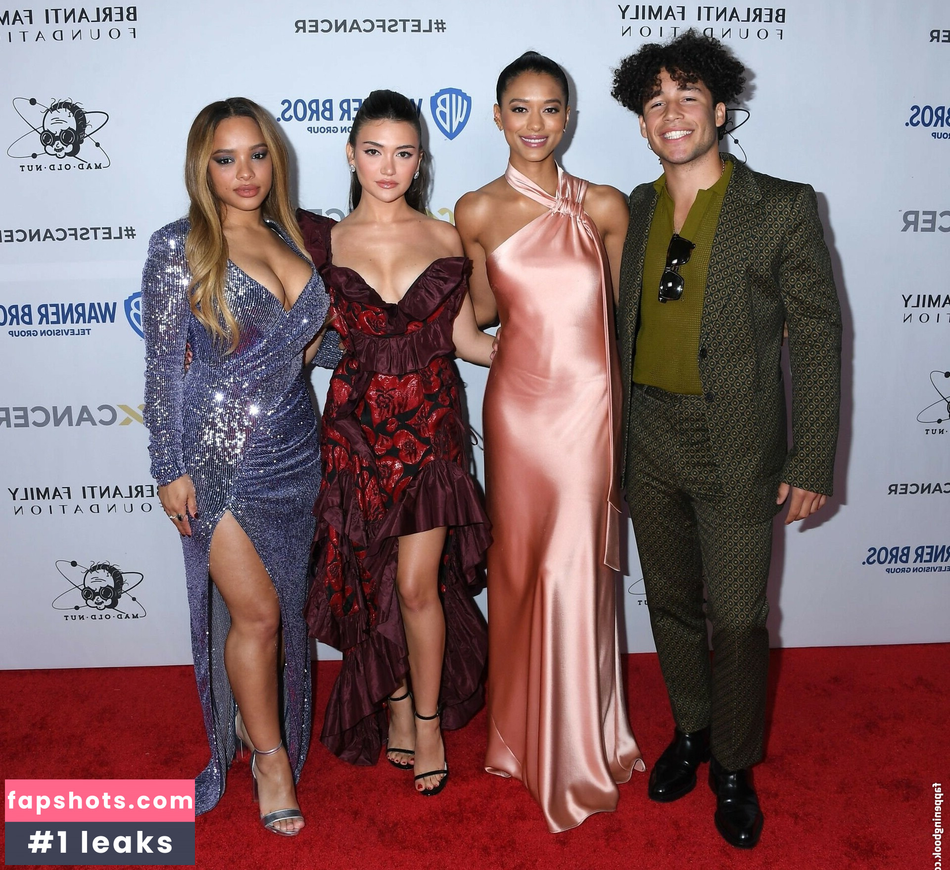 Daniela Nieves gallery photo #3