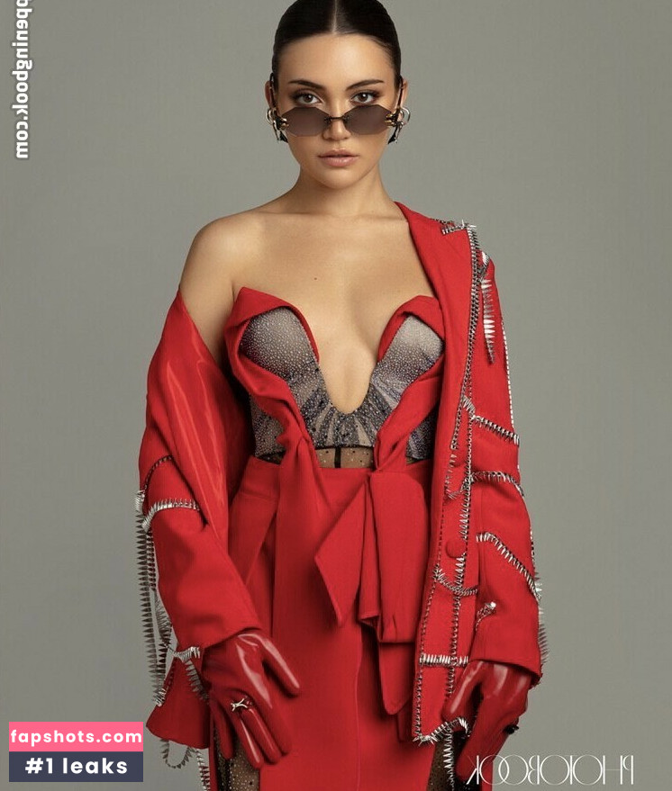 Daniela Nieves gallery photo #24