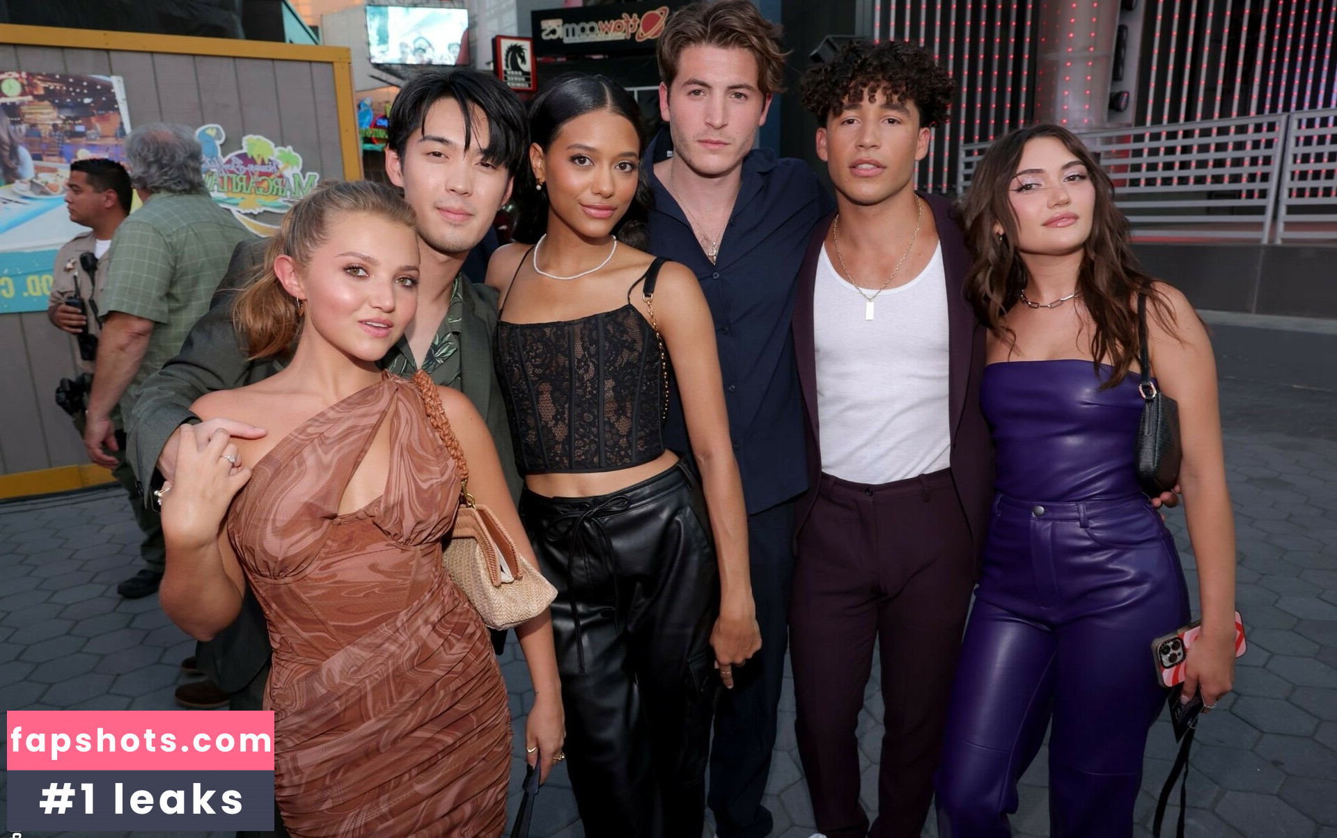 Daniela Nieves gallery photo #6