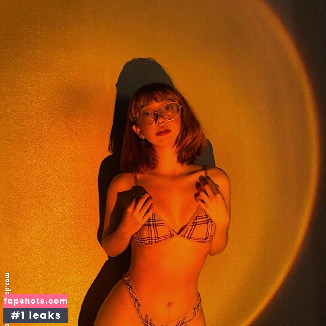 Daniela RD Lewis gallery photo #7