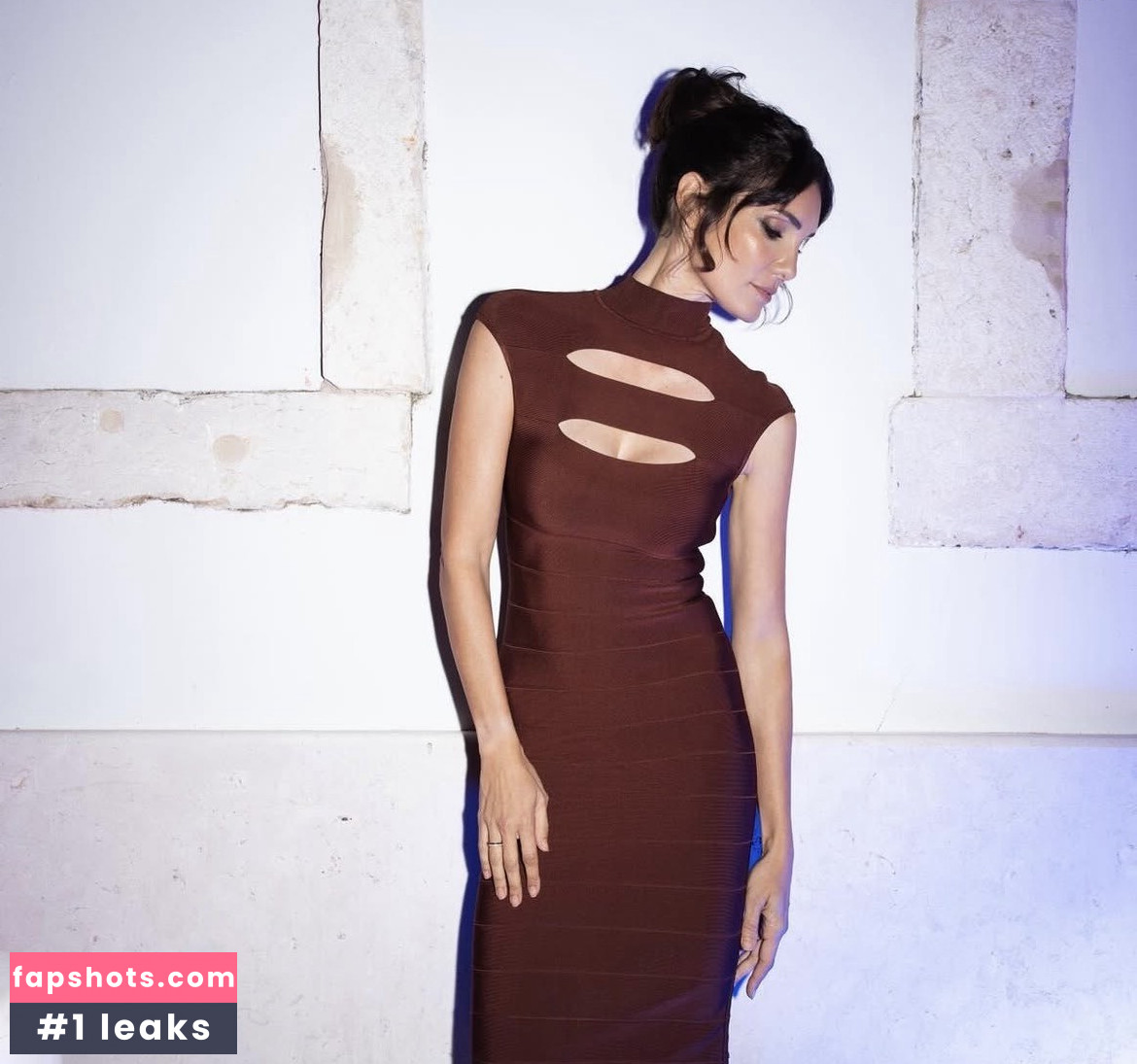 Daniela Ruah gallery photo #2