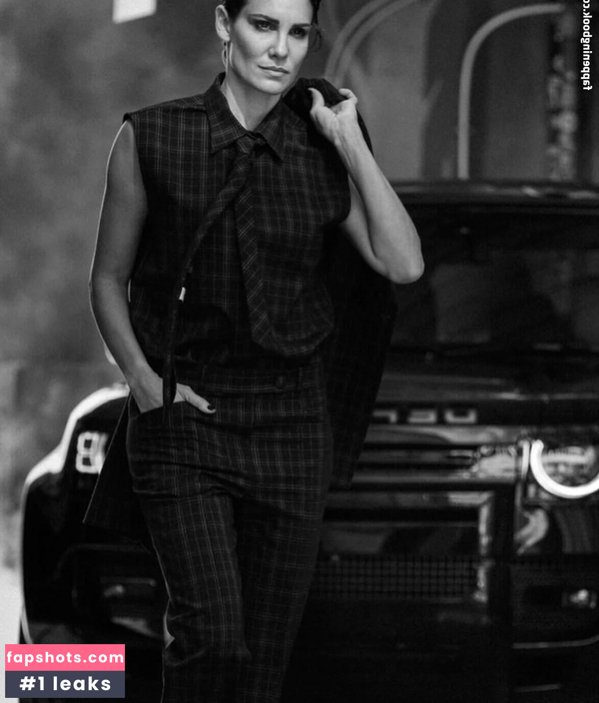 Daniela Ruah gallery photo #11