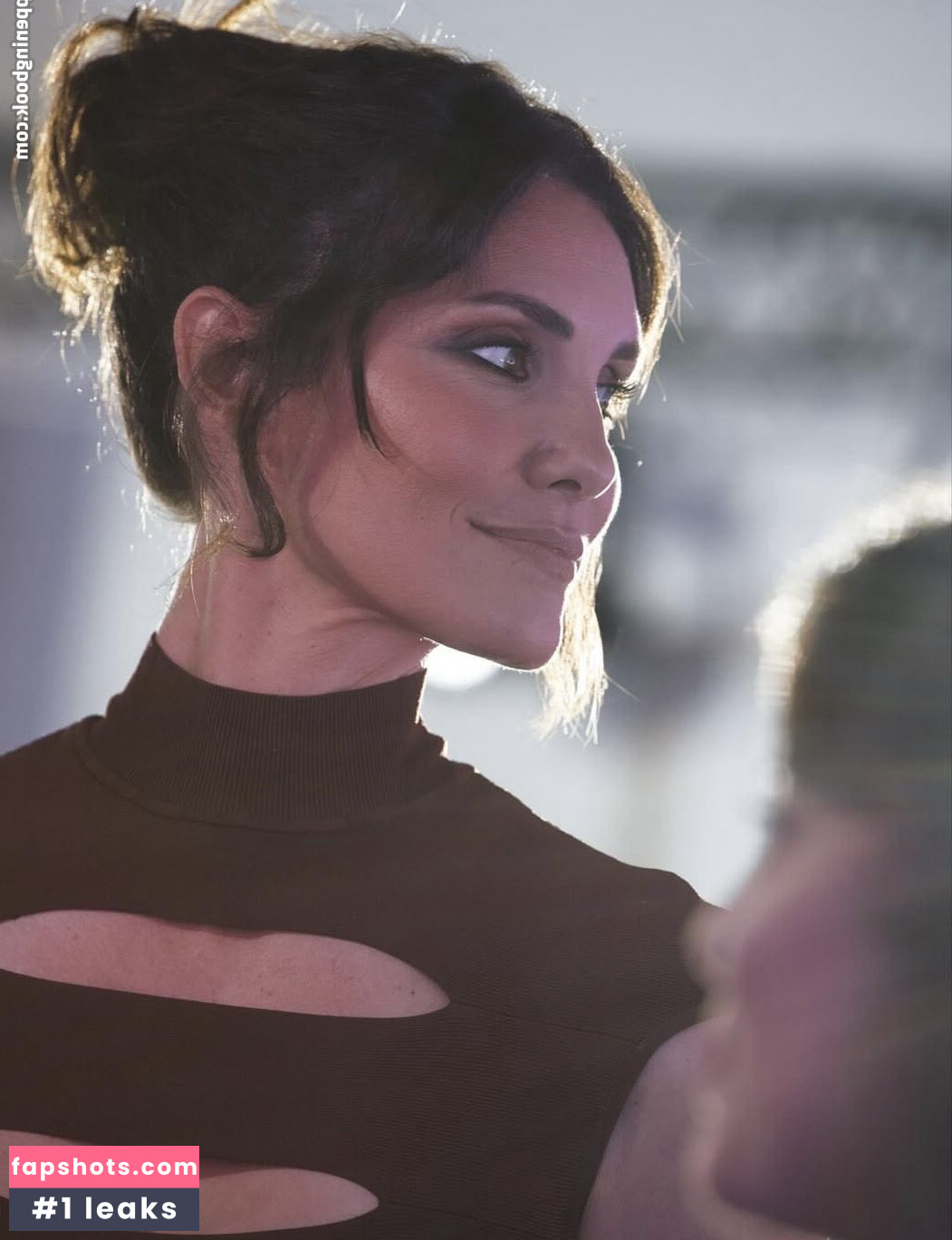 Daniela Ruah gallery photo #7