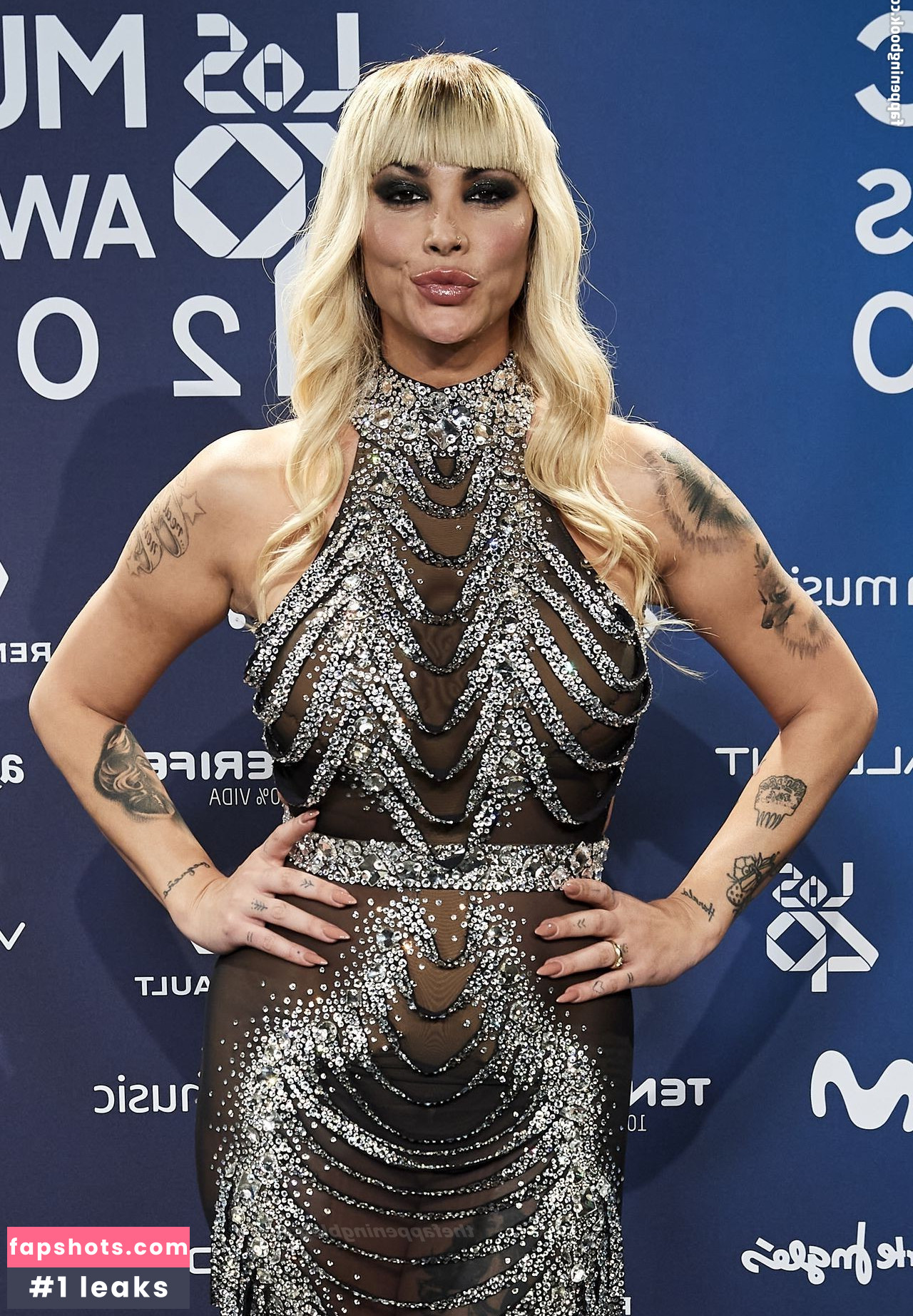 Daniela Santiago gallery photo #7