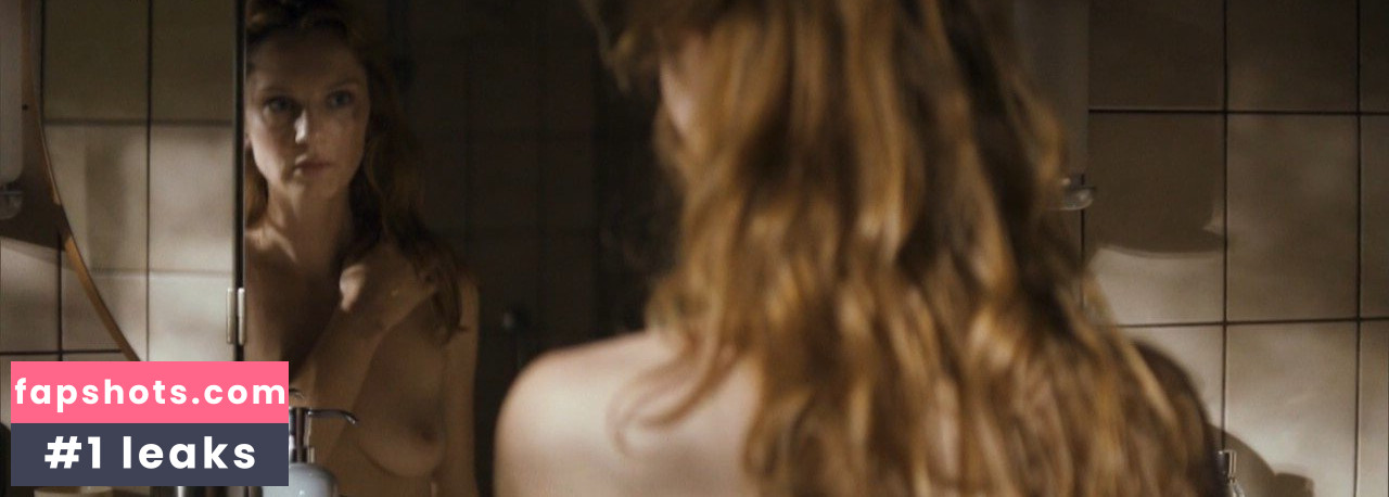 Daniela Schulz gallery photo #24