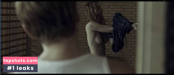 Daniela Schulz gallery photo #39