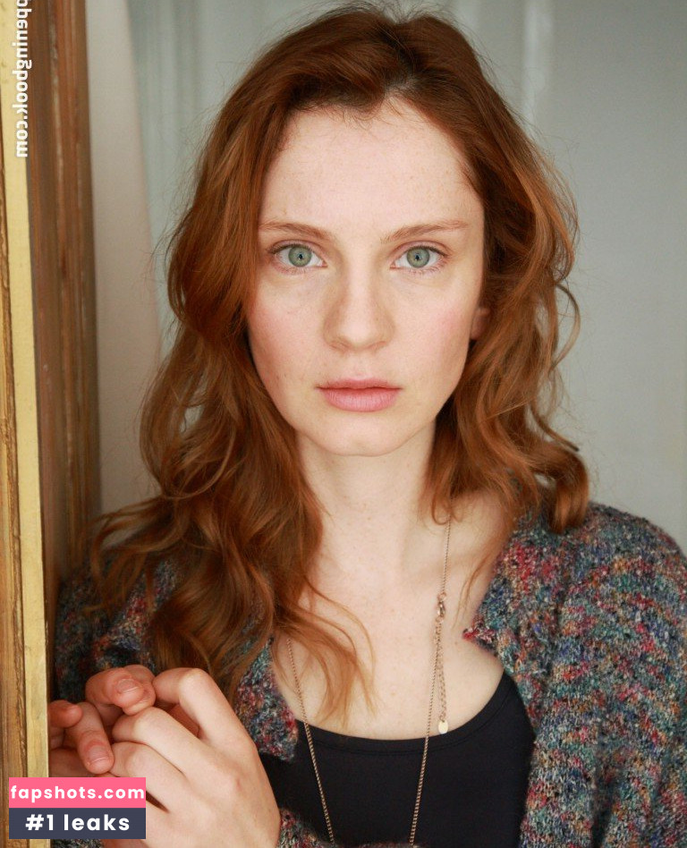 Daniela Schulz gallery photo #46