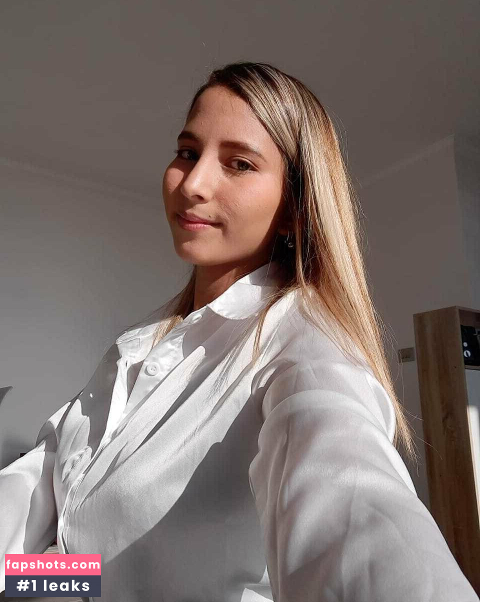 danielaoficial18 Nahé úniky fotek pouze od fanoušků #5 - Fapshots