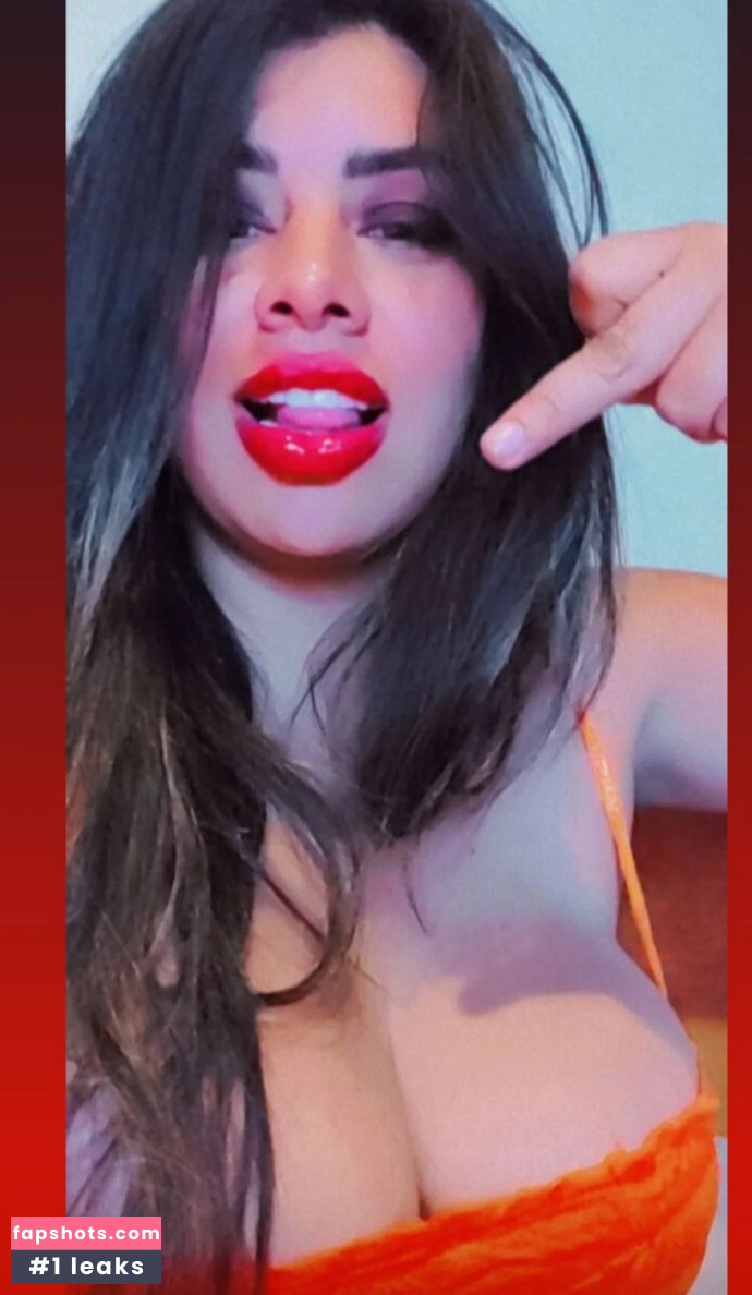 Daniele Mara Valentino gallery photo #8