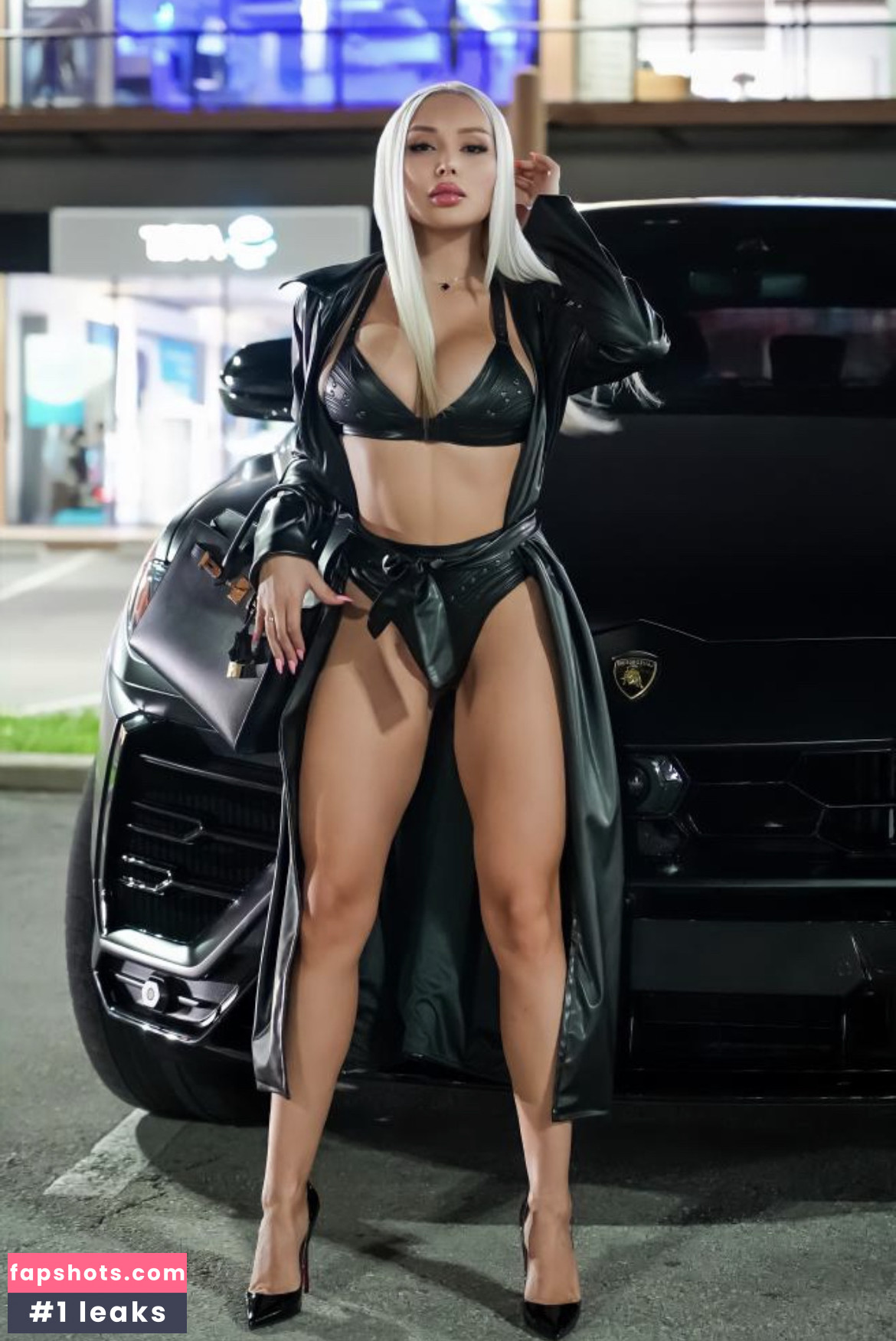 Daniella Chavez gallery photo #136