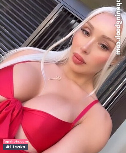 Daniella Chavez gallery photo #29