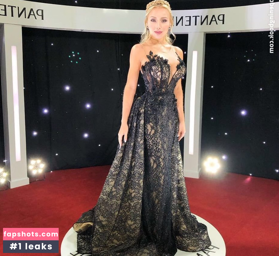 Daniella Chavez gallery photo #313