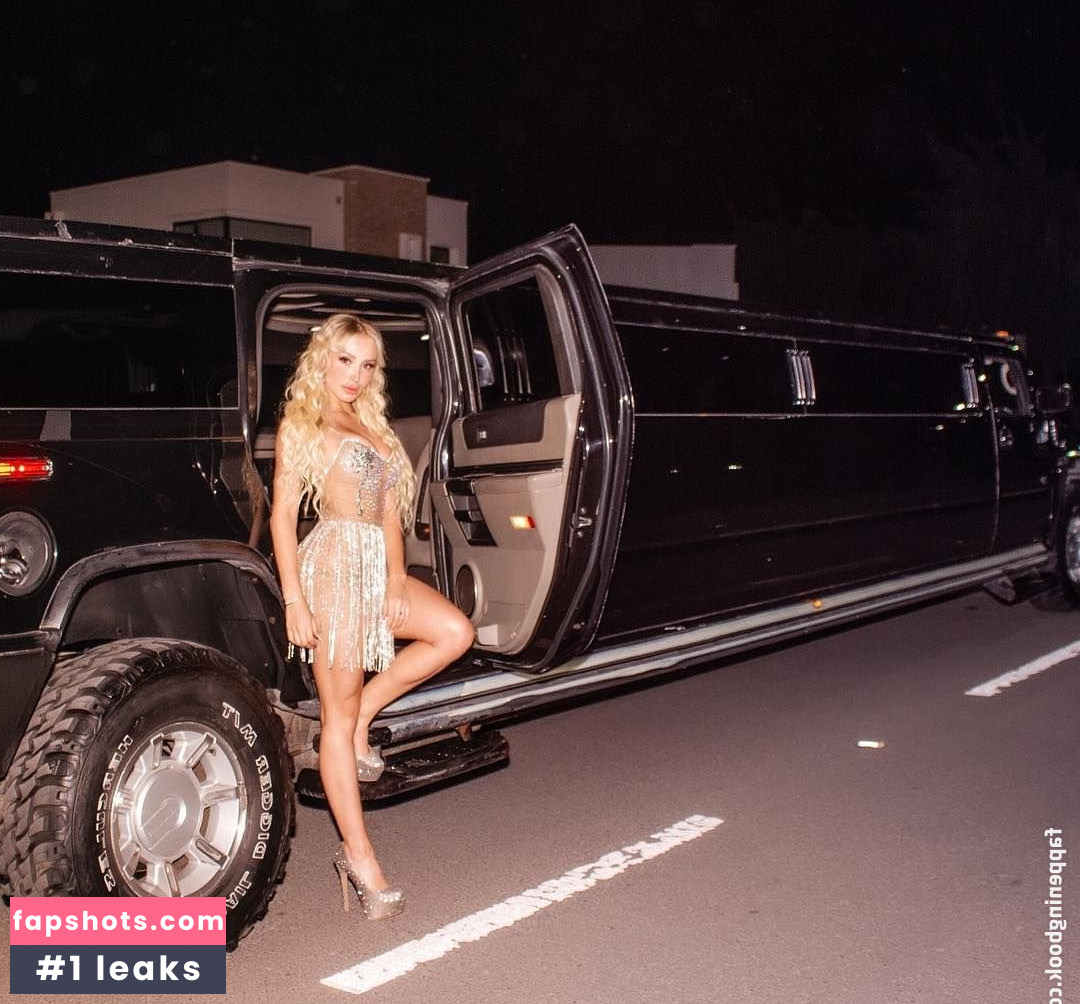 Daniella Chavez gallery photo #337