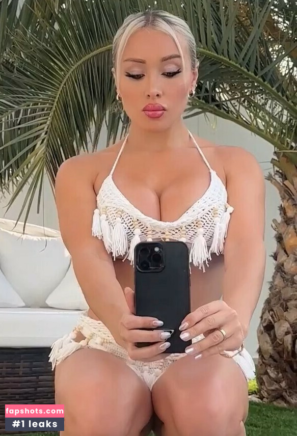 Daniella Chavez gallery photo #57