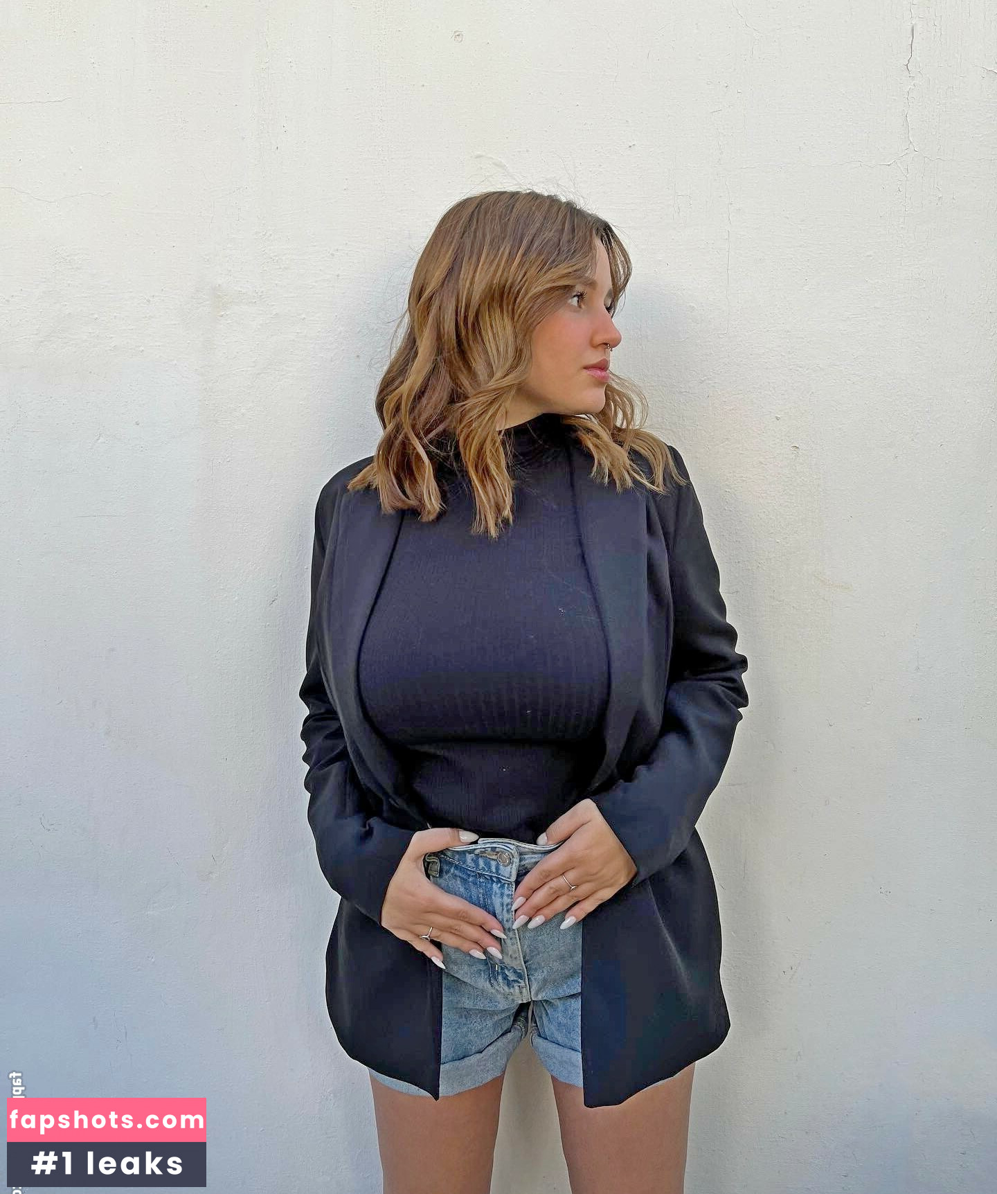 Daniella Nahum gallery photo #3