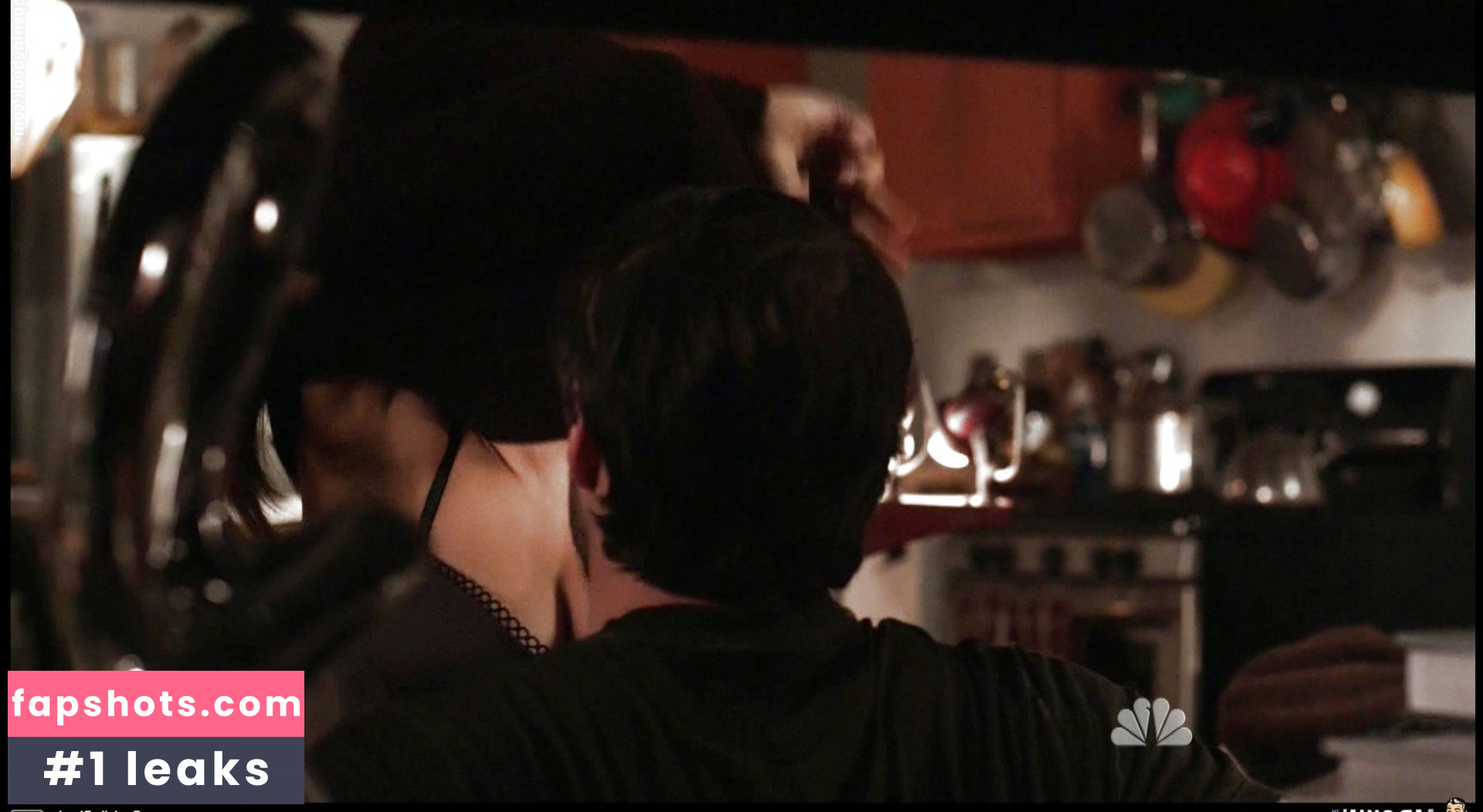 Daniella Pineda gallery photo #32