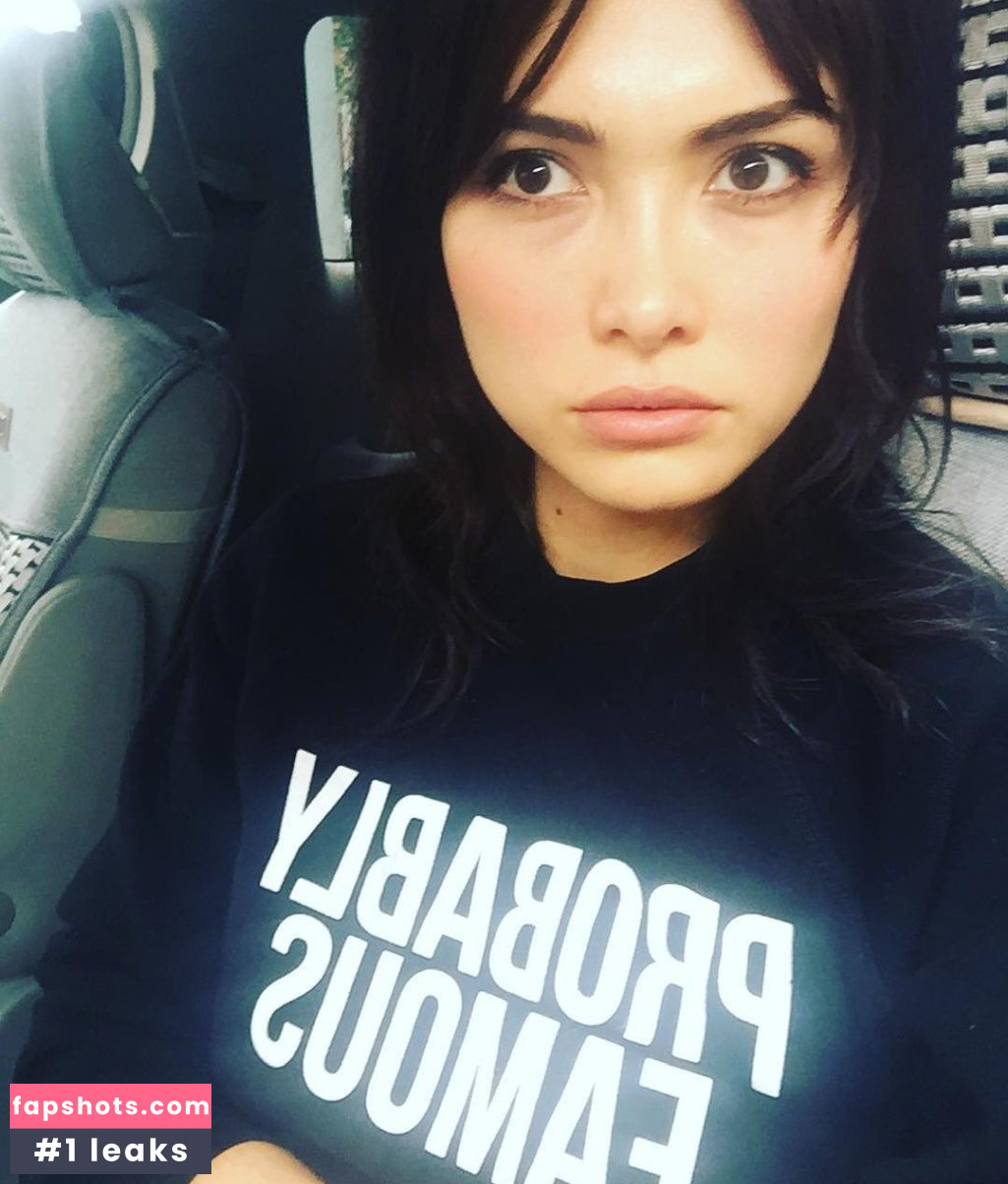 Daniella Pineda nude babe gallery