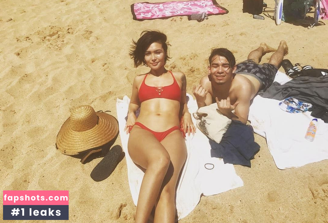 Daniella Pineda gallery photo #55