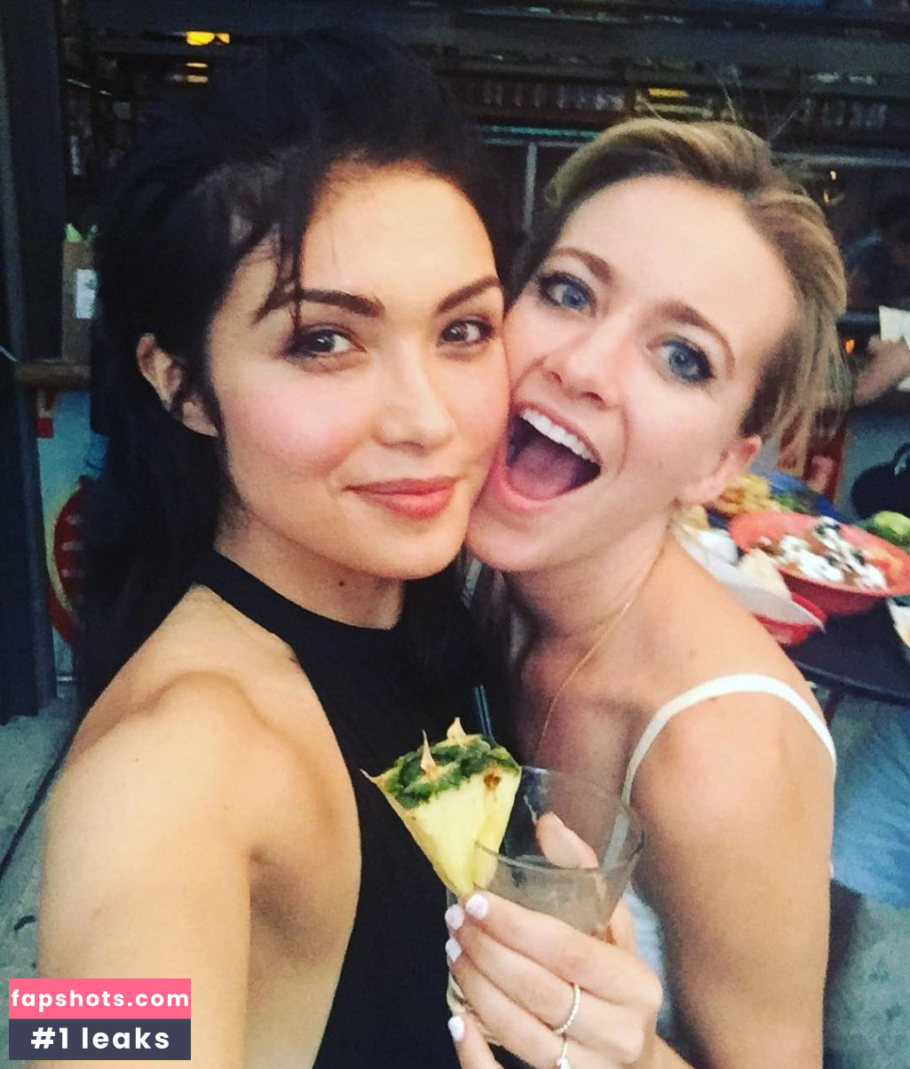 Daniella Pineda gallery photo #56