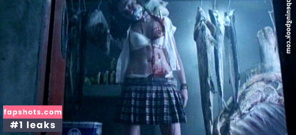 Daniella Tobar gallery photo #5