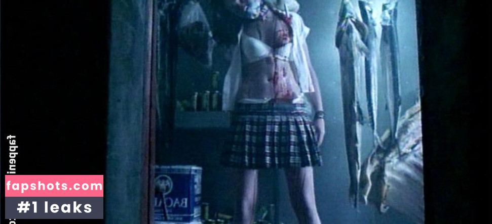 Daniella Tobar gallery photo #6