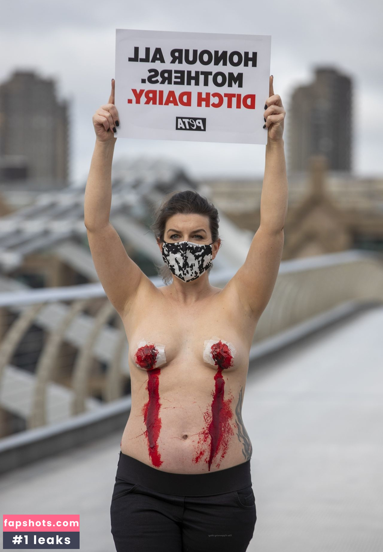 Daniella Wood gallery photo #3