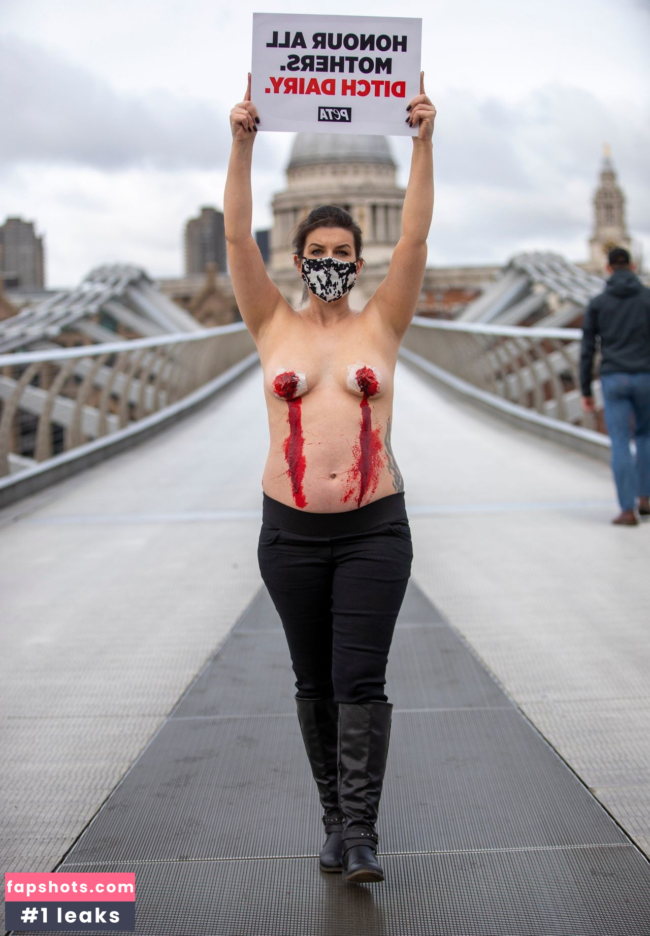 Daniella Wood gallery photo #9