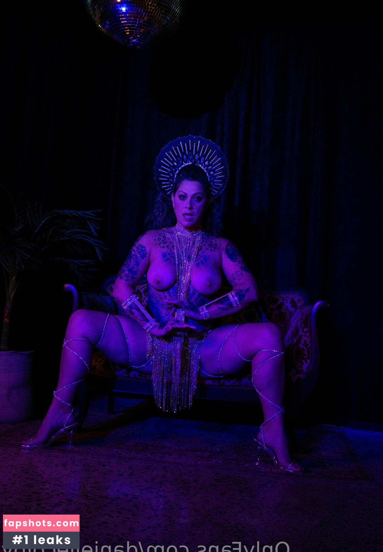 Danielle Colby gallery photo #33