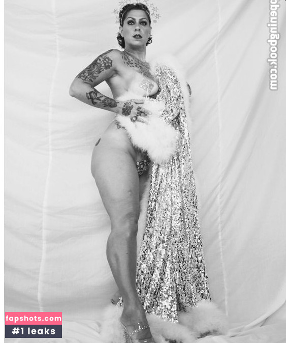 Danielle Colby gallery photo #781