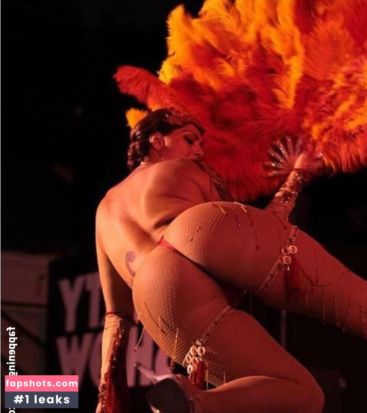 Danielle Colby gallery photo #784