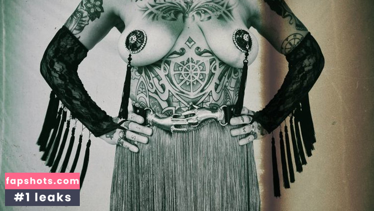 Danielle Colby gallery photo #787