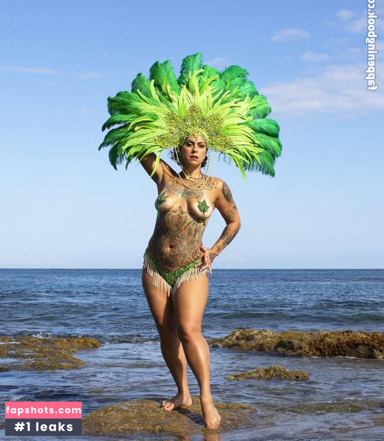 Danielle Colby gallery photo #812