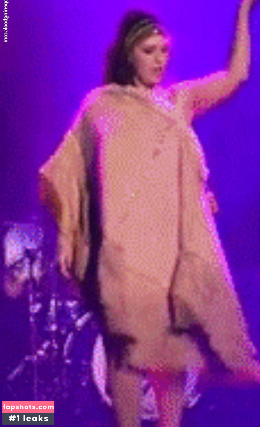 Danielle Colby gallery photo #813