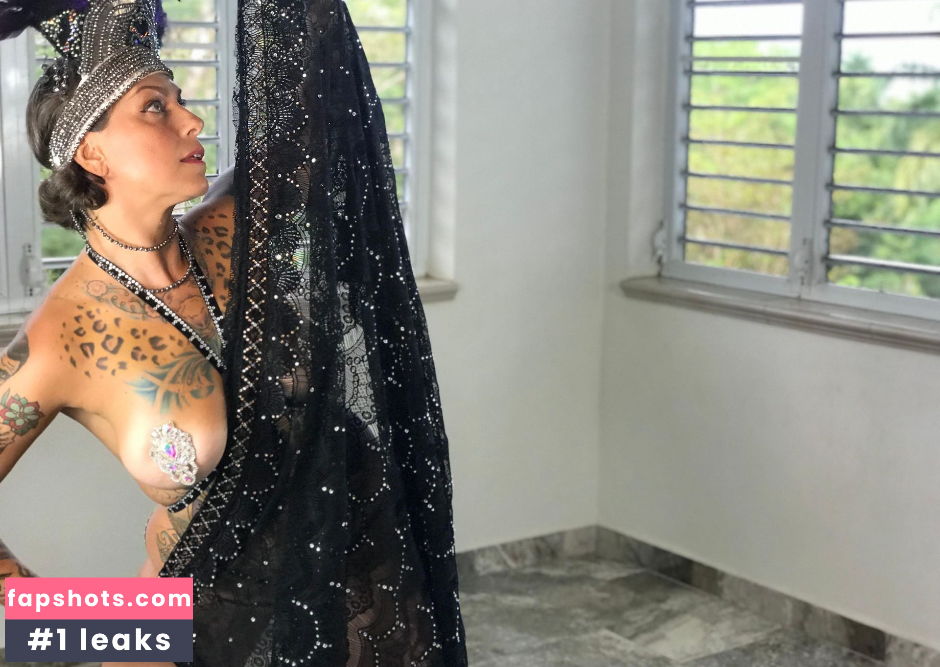 Danielle Colby gallery photo #846