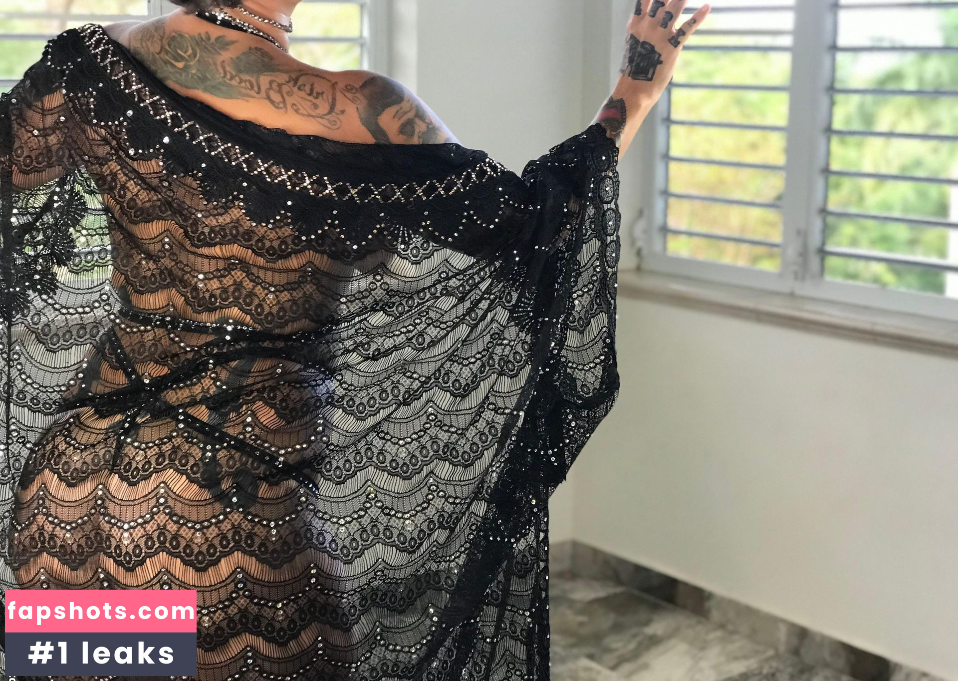 Danielle Colby gallery photo #859